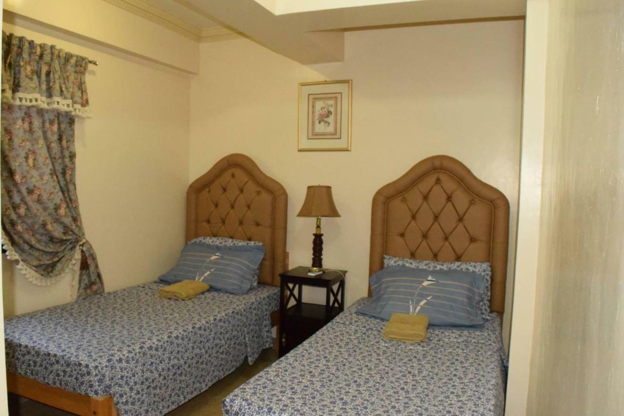 The Saint Joseph Residential Suites Лусена Екстериор снимка