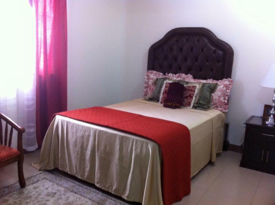The Saint Joseph Residential Suites Лусена Екстериор снимка
